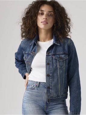 NWT Levi's Medium Blue Denim Original Trucker Jacket